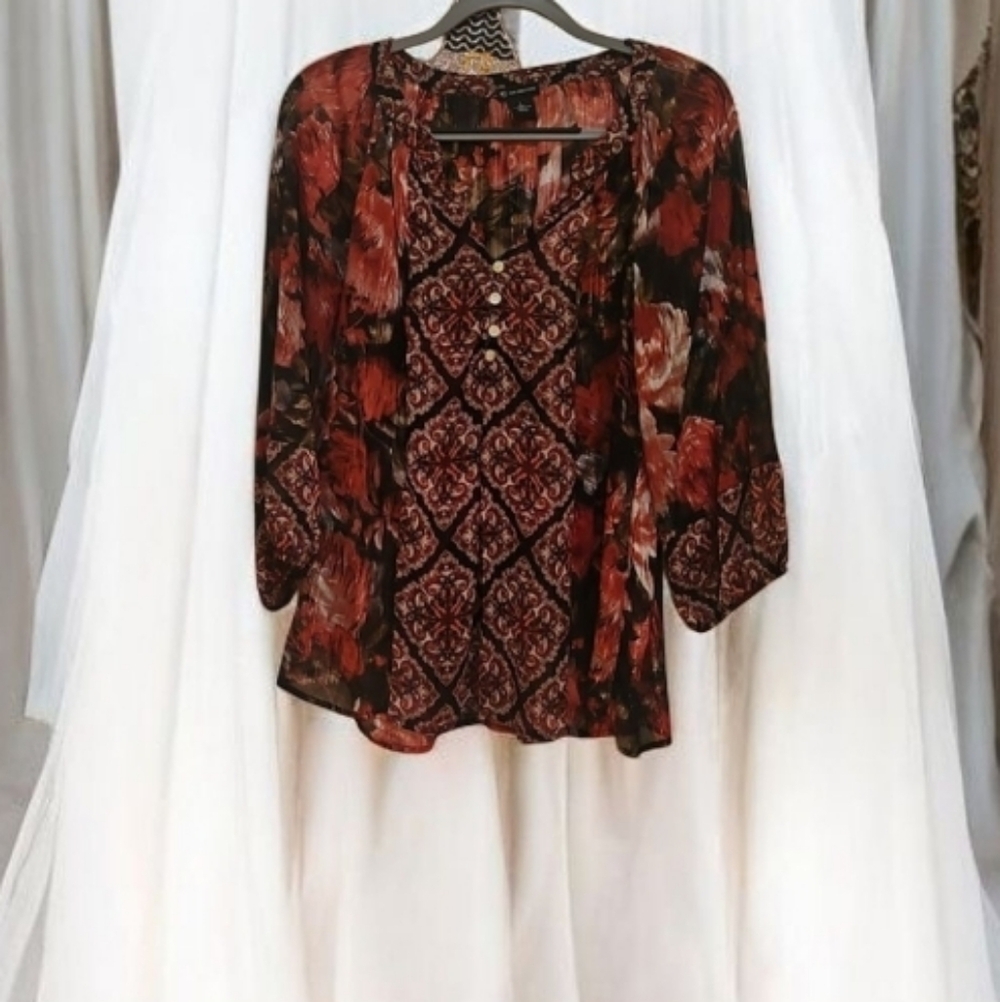 New Directions Red & Black Floral Sheer Blouse Button Neckline Size L